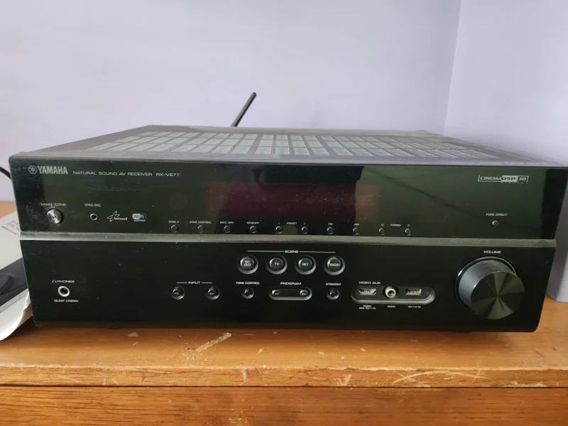 Yamaha RX-V677 en Amplificadores y Receivers Receivers - foto 2