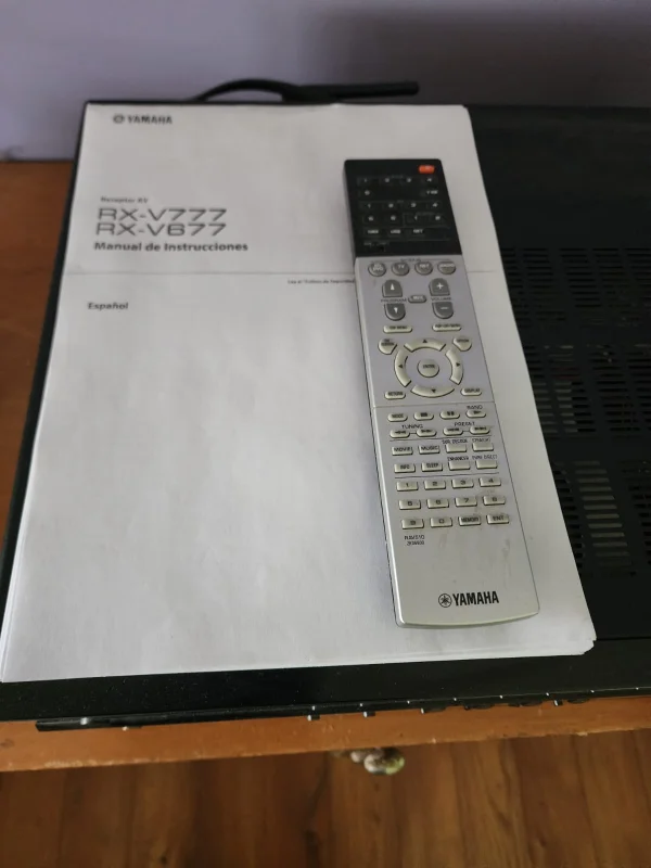 Yamaha RX-V677 en Amplificadores y Receivers Receivers - foto 1