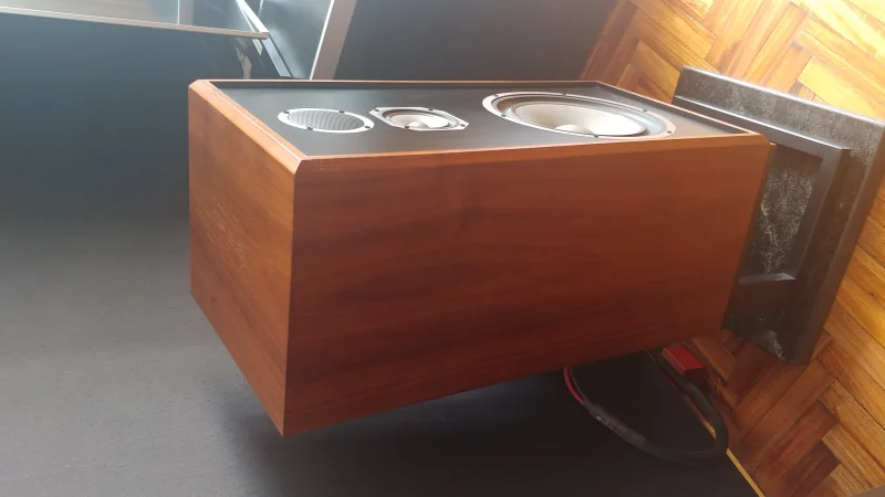 KLH Model Five en Parlantes Bookshelf - foto 3