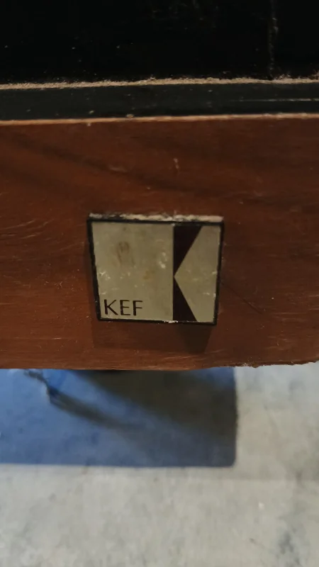 KEF Cantata SP1056 Vintage en Parlantes Columnas - foto 4