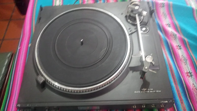 Dual CS 728 Q en Vinilos / Tocadiscos Reproductores de vinilos - foto 1