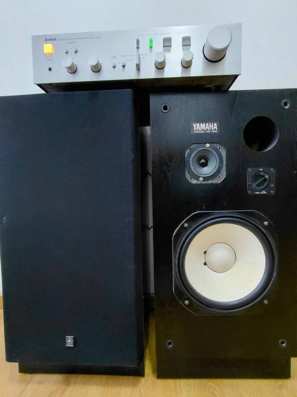 Yamaha NS-355 en Parlantes Columnas - foto 1