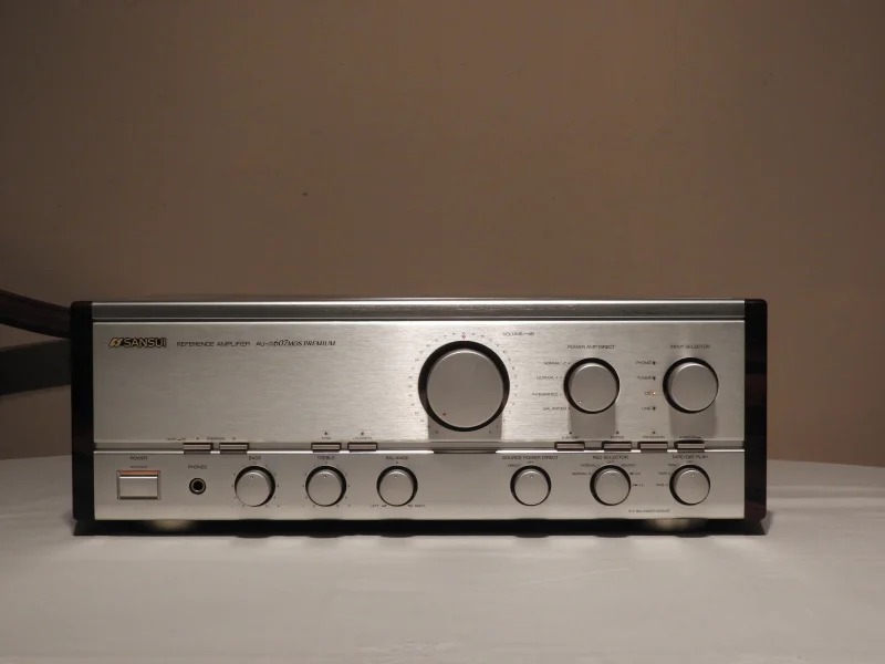 Sansui AU-?607 MOS Premium (Edición Especial 15.º Aniversario) en Amplificadores y Receivers Amplificadores integrados - foto 2
